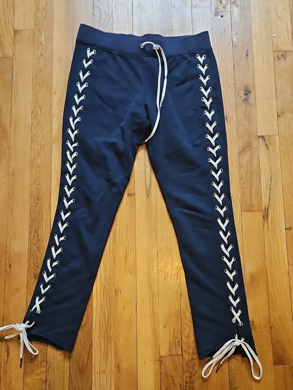 Pam & Gela  Lace Up Nsvy sweatpants